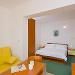 In With A Sea View, Terrace, Air Conditioning, Wifi 201-8 Brela