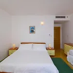 In With A Sea View, Terrace, Air Conditioning, Wifi 201-8