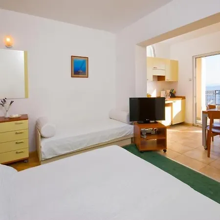 In With A Sea View, Terrace, Air Conditioning, Wifi 201-8 Апартаменты *