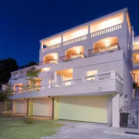 Lägenhet In With A Sea View, Terrace, Air Conditioning, Wifi 201-8 *